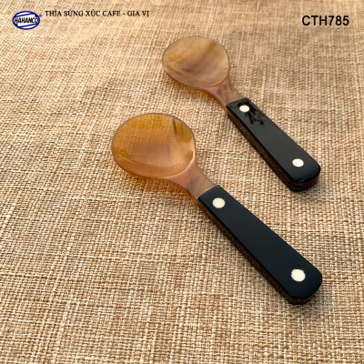 Thìa/Muỗng bằng sừng khảm 2 chấm cao cấp xuất Nhật - Xúc gia vị, cafe, deccor - An toàn cho sức khỏe - CTH785