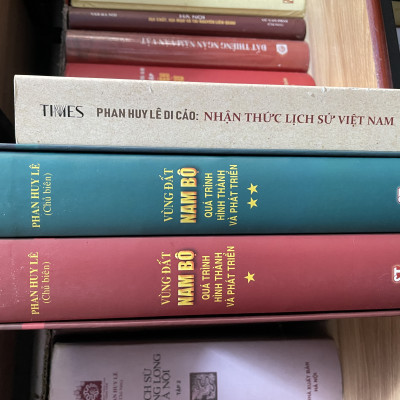 Combo: Vùng đất Nam Bộ - quá trình hình thành và phát triển và Phan Huy Lê di cảo: nhận thức lịch sử Việt Nam