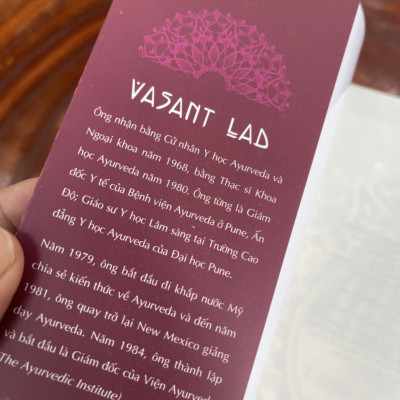 AYURVEDA – Phương Pháp y thuật cổ truyền Ấn Độ 5000 tuổi - Vasant Lad – Hoàng Lan dịch – Thái Hà books – NXB Thế Giới
