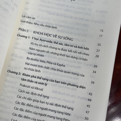 AYURVEDA – Phương Pháp y thuật cổ truyền Ấn Độ 5000 tuổi - Vasant Lad – Hoàng Lan dịch – Thái Hà books – NXB Thế Giới