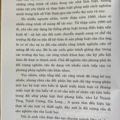 Luật Xưa Án Cũ