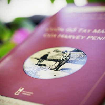 H3-Sách dạy golf tiếng việt “Cuốn sổ tay màu đỏ của Harvey Penick” (Harvey penick’s Little red book), những bài học quý giá từ người thầy dạy golf uyên bác và vỹ đại.