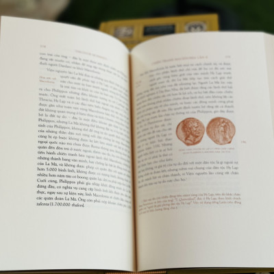 (Combo 2 tập) [bìa Heritage Library Buckram] [Tủ sách trăm năm Nobel] LỊCH SỬ LA MÃ - Theodor Mommsen - Tập I (Quyển I – II) và Tập II (Quyển III) – Đông A