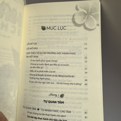 HAPPY SCHOOL – MỖI NGÀY ĐẾN TRƯỜNG LÀ MỘT NGÀY VUI-Hà Vĩnh Thọ- Nhóm dịch học viện Eurasia chuyển ngữ-Thái Hà - NXB Lao Động