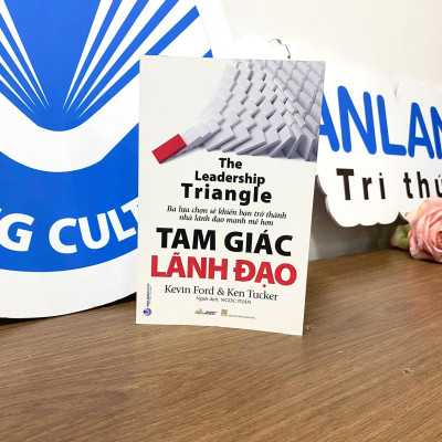 Tam Giác Lãnh Đạo - Vanlangbooks
