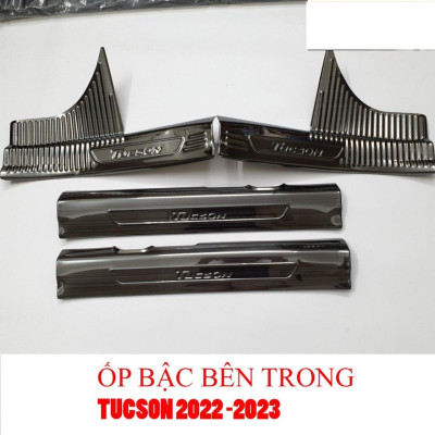 Ốp bậc cửa , nẹp bước chân Hyundai Tucson 2022 cao cấp -mẫu Titan 8 chi tiết
