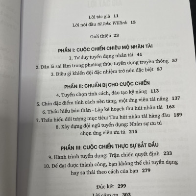Sách Cuộc chiến CHIÊU MỘ NHÂN TÀI