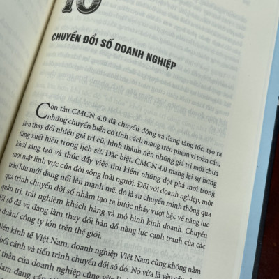 (Bìa cứng) [Giải Sách Hay 2022] VIỆT NAM THỜI CHUYỂN ĐỔI SỐ – Think Tank VINASA – Thái Hà Books – NXB Thế Giới