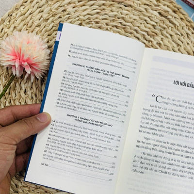 Nhà Lãnh Đạo Truyền Cảm Hứng: 51 Nguyên Tắc Thu Phục Lòng Người