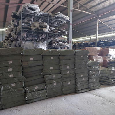 Bạt phủ ô tô Mercedes C chất liệu Polyester - màu đen cao cấp MACSIM 