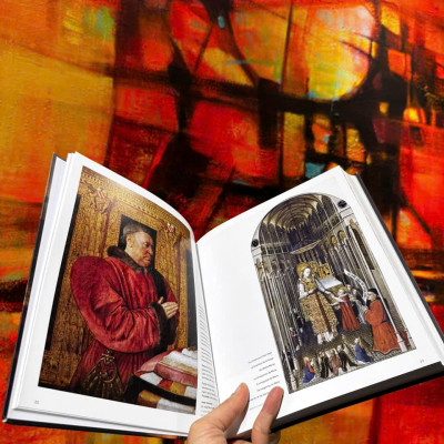 Sách - Louvre by Martina Padberg - Nghệ thuật tiếng Anh/ Art Book in English