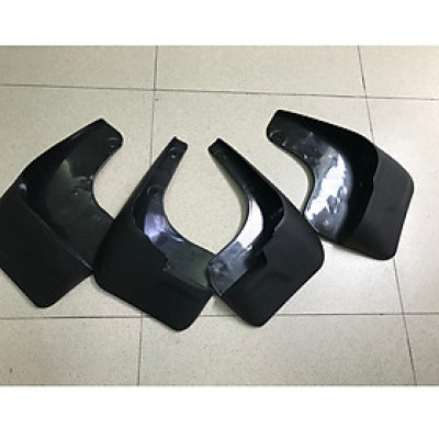 Bộ chắn bùn xe Toyota Innova 2017 - 2022 nhựa dẻo cao cấp