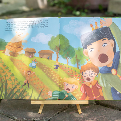 Truyện kể cho bé trước giờ đi ngủ - Truyện cổ tích hiện đại Công Chúa kiểu "Công Chúa", Hoàng tử rất "Hoàng tử" - Bìa cứng - LionBooks