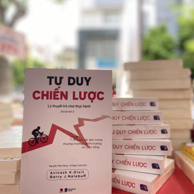Sách - Tư duy chiến lược - Lý thuyết trò chơi thực hành