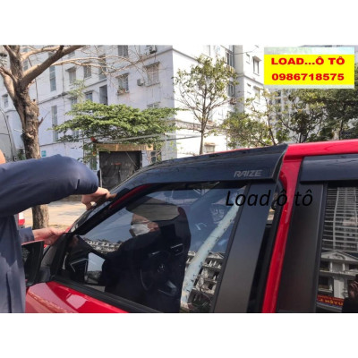Bộ vè Che Mưa Xe Toyota Raize 2023-2021 Màu Đen Cao Cấp, Trang Bị Sẵn Keo Dán 3M