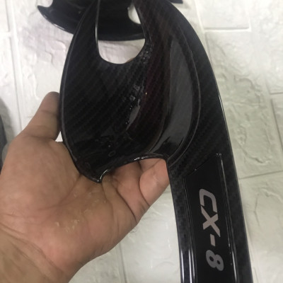 Bộ ốp tay nắm hõm cửa Mazda CX8 vân các bon
