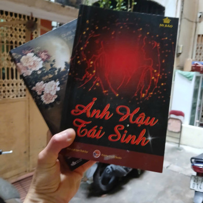 Sách combo 2 cuốn (Tướng Quân Ở Trên Ta Ở Dưới & Ảnh Hậu Tái Sinh) 