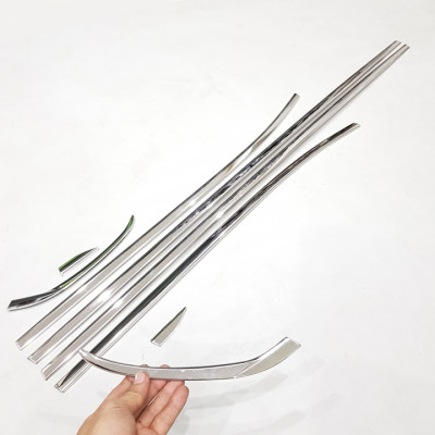 Bộ nẹp viền chân kính INOX dành cho xe Vinfast Fadil