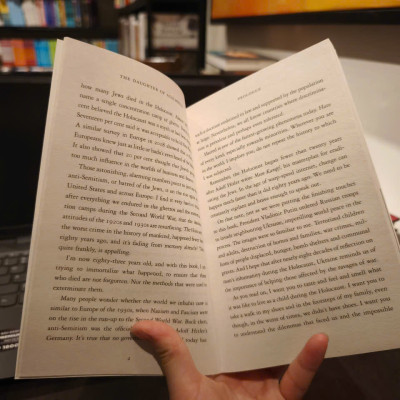 Sách - The Daughter of Auschwitz by Tova Friedman - Nonfiction / Memoir - THE SUNDAY TIMES BESTSELLER