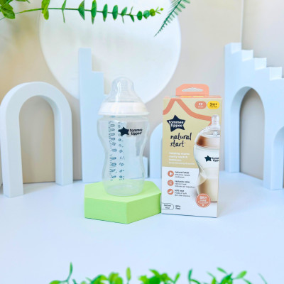 Bình Sữa Ty Siêu Mềm Tự Nhiên Tommee Tippee Natural Start 340ml, Núm Ty Của Bình 3-6 Tháng