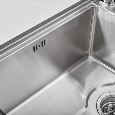 Chậu Rửa Chén Malloca MS 5082W - 2 Ngăn - Ngang 82cm - Hàng Chính Hãng