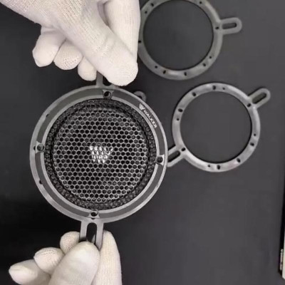 Dưỡng đế loa trung tâm, Đế mặt dưỡng phía dưới bắt vít loa center đa năng Ford Everst, Ranger, Toyota Cross, KIA Seltos