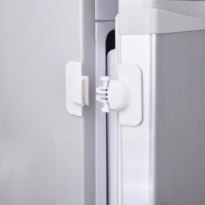 Khóa Chốt Cánh Tủ Lạnh, Khóa Tủ Lạnh An Toàn Cho Bé, Khóa Tủ Lạnh Cao Cấp Hiện Đại, Tiện Dụng Trong Gia Đình. TakyHome 3106