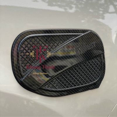 Ốp Nắp Bình Xăng Dành Cho Xe Ford Everest 2016-2021 Vân Carbon Cao Cấp