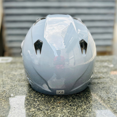 Mũ bảo hiểm xe máy 1/2 Rona R9K có kính dài màu trong, mũ freesize nhiều màu dành cho cả nam và nữ