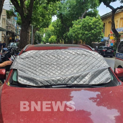 Tấm che chắn nắng kính lái ô tô Ford Ranger XLT CAO CẤP 3 Lớp Chắn Nắng Cản Nhiệt | OTOALO