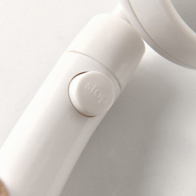Vòi nước hoa sen áp lực Nhật bản, tiết kiệm nước, gật gù, cổ xoay 360 độ, có nút tắt mở Stop trên thân vòi tiện lợi Mihoco 122