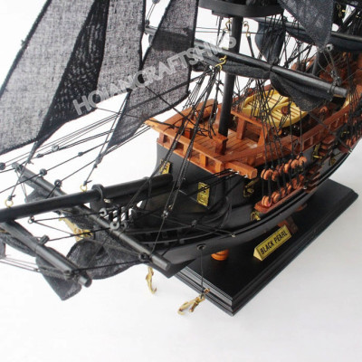 Mô hình thuyền Black Pearl (Ngọc Trai Đen) (dài 63cm)