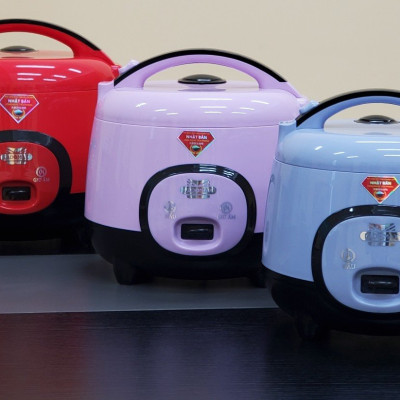 Nồi cơm điện 1.2L Ladomax HA-7412 lòng niêu nấu cơm chín đều, có xửng hấp, cho 2 - 5 người ăn - Hàng chính hãng