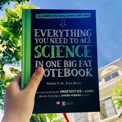 Sách Everything You Need To Ace Science Big Fat Notebooks ( Sổ Tay Khoa Học Bản Tiếng Anh ) - Tổng Hợp Kiến Thức Khoa Học Cho Học Sinh Lớp 4 Đến Lớp 9 - Á Châu Books, Bìa Cứng, In Màu