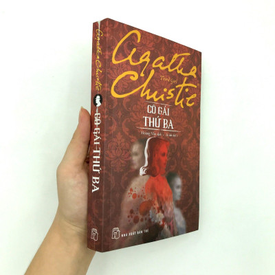 Cô Gái Thứ Ba