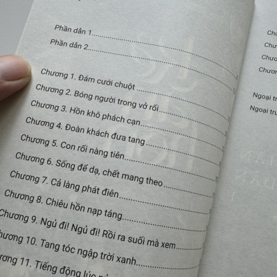 (Đính kèm postcard - Tác giả của cuốn Tết ở làng Địa Ngục) KẺ ĂN HỒN – Thảo Trang - Saola Books - NXB Phụ nữ