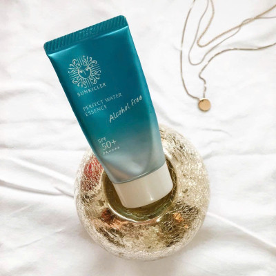 Kem Chống Nắng Giảm Nhờn Bóng Da Sunkiller Kissme Perfect Water Essence (50 G)