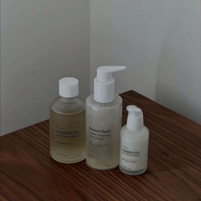 Bộ Ba Làm Sạch & Cấp Ẩm & Dưỡng Trắng Da Herbloom Thuần Chay [Sửa Rửa Mặt 200ml + Toner 150ml + Serum 50ml]