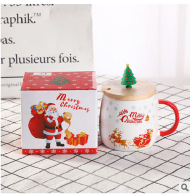 Ly sứ noel 480ml có muỗng sứ và nắp gỗ dễ thương