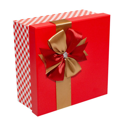 Hộp Quà Vuông V029 Phượng Hoàng 20 x 20 x 10 cm - Giao mẫu ngẫu nhiên