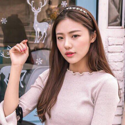 Bờm Tóc Đính Đá Và Ngọc Trai Nhân Tạo - Kiểu Dáng Hàn Quốc