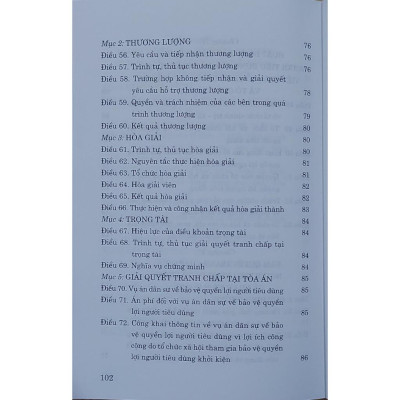 Sách - Luật Bảo Vệ Quyền Lợi Người Tiêu Dùng - NXB Chính Trị Quốc Gia