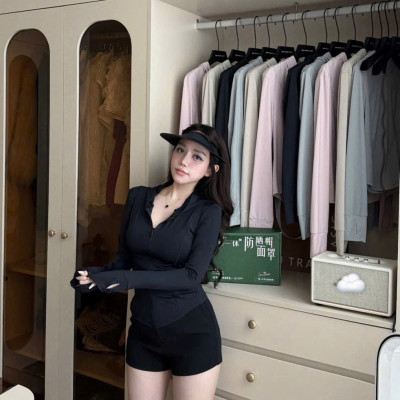 SET HỘP MŨ VÀ KHẨU TRANG DÁN LIỀN DÀNH CHO NỮ