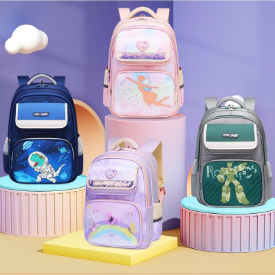 SUN EIGHT - 22182 Balo học sinh Cấp 1 siêu nhẹ, chống gù, chống thấm nước, cặp sách học sinh tiểu học