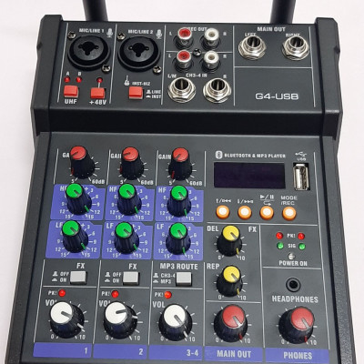 Bàn trộn Mixer G4 USB – Chuyên dùng livestream, karaoke gia đình – Có màn hình led – Kèm 2 micro không dây – Dùng được cho loa kéo, loa ô tô, dàn karaoke gia đình, livestream, thu âm - Tích hợp nguồn 5V và 48V cho micro thu âm - Hàng chính hãng