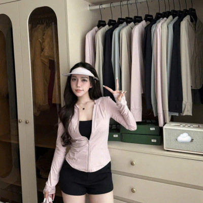 SET HỘP MŨ VÀ KHẨU TRANG DÁN LIỀN DÀNH CHO NỮ