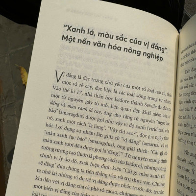 (Bộ 4 cuốn nước Ý) BẢN SẮC VĂN HÓA Ý, VỊ ĐẮNG TRONG ẨM THỰC Ý, NGÔN NGỮ CỬ CHỈ CỦA NGƯỜI Ý, LƯỢC SỬ THỜI TRANG Ý - Times