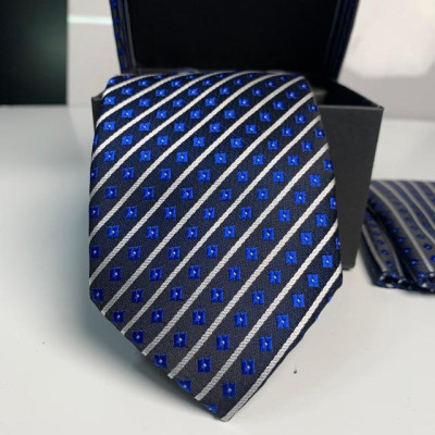 Cà vạt nam hộp quà tặng cao cấp + khuy măng cài áo + khăn tay