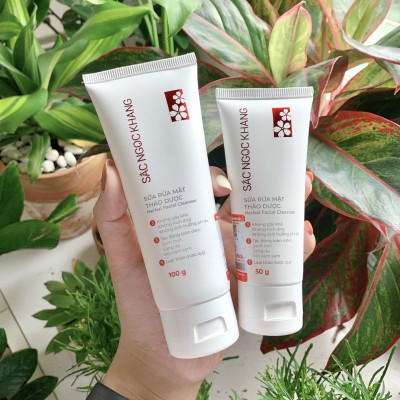 Sữa rửa mặt Thảo Dược Sắc Ngọc Khang 100g không gây khô da, Sạch Mịn, Sáng Da, Mờ Nám Sạm