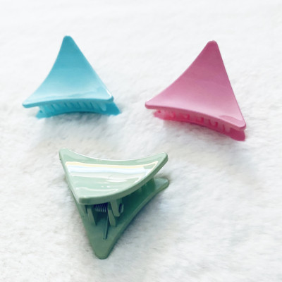 combo 2 kẹp tóc hình tam giác nhỏ xinh